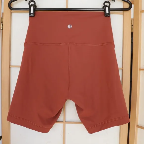 6&quot; Dark Terracotta Wunder Train High-Rise shorts