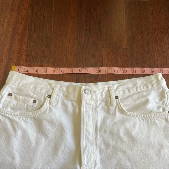 Agolde Parker Denim Shorts in Tissue White Cut Offs Size 31