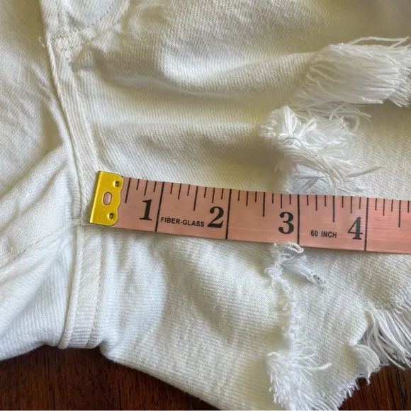 Agolde Parker Denim Shorts in Tissue White Cut Offs Size 31