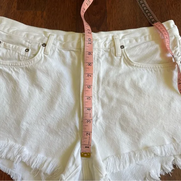 Agolde Parker Denim Shorts in Tissue White Cut Offs Size 31