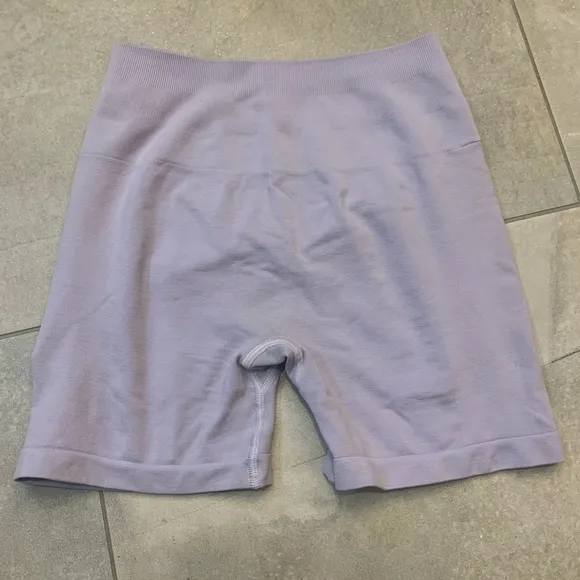 Alphalete Amplify Shorts, 4.5&quot; inseam, size S, Color: Misty Lilac