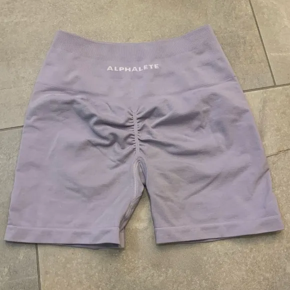 Alphalete Amplify Shorts, 4.5&quot; inseam, size S, Color: Misty Lilac