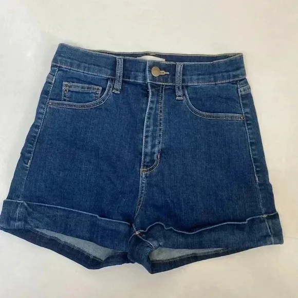 Altar’d State high rise blue jean shorts Sz 3 women’s