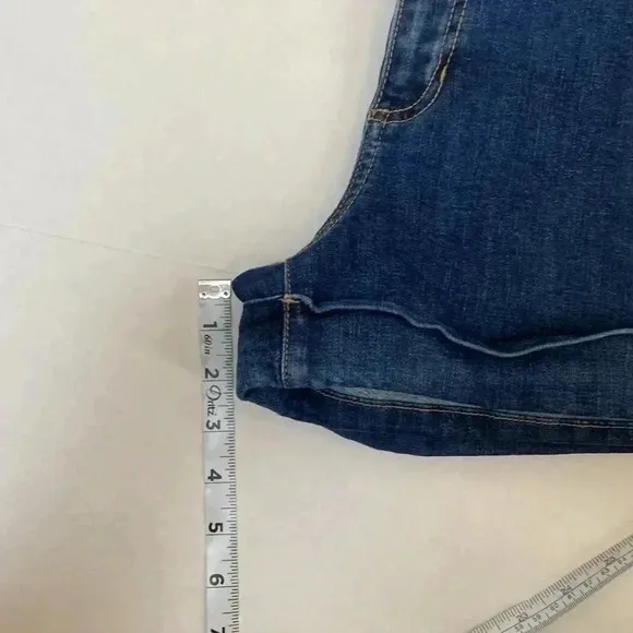 Altar’d State high rise blue jean shorts Sz 3 women’s