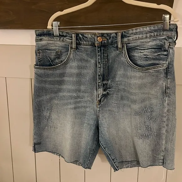 Anthropologie Pilcro Denim Raw Hem Bermuda Shorts