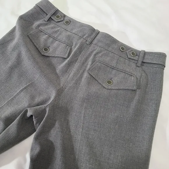 BCBGMAXAZRIA Gray Bermuda‎ Dressy Shorts NWT Size 8