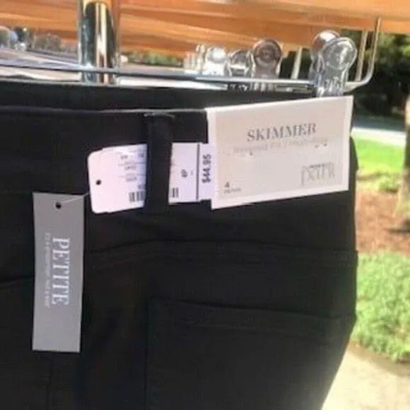 Bermuda Shorts . Size: 4 Petite Skimmer ........... {2} Pair Bundle . Black