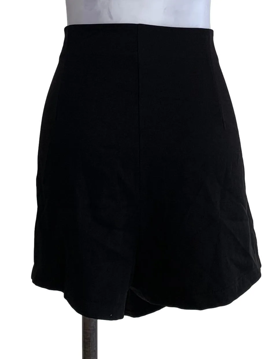 Black Plain High-Waisted Shorts