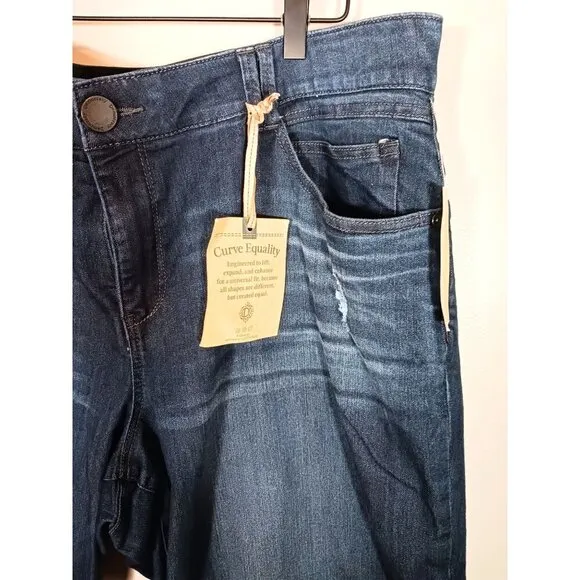 Democracy Ab Technology Distressed Dark Wash Bermuda Shorts Size 24W NWT