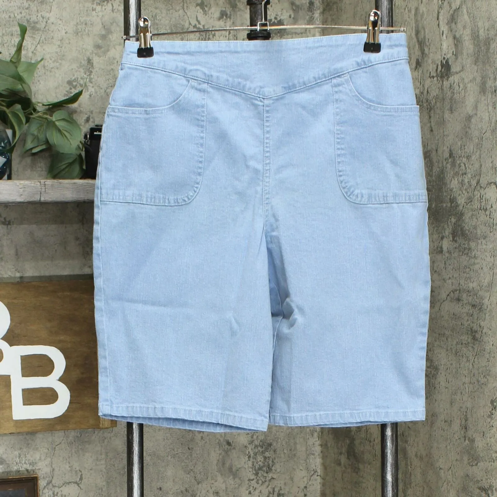 Denim & Co. Women's How Timeless Bermuda Shorts With Pockets