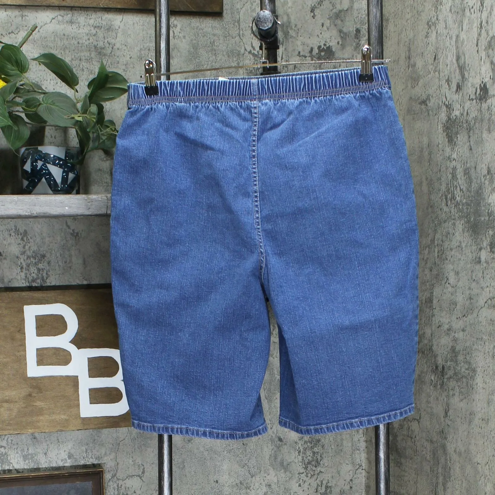 Denim & Co. Women's How Timeless Bermuda Shorts With Pockets