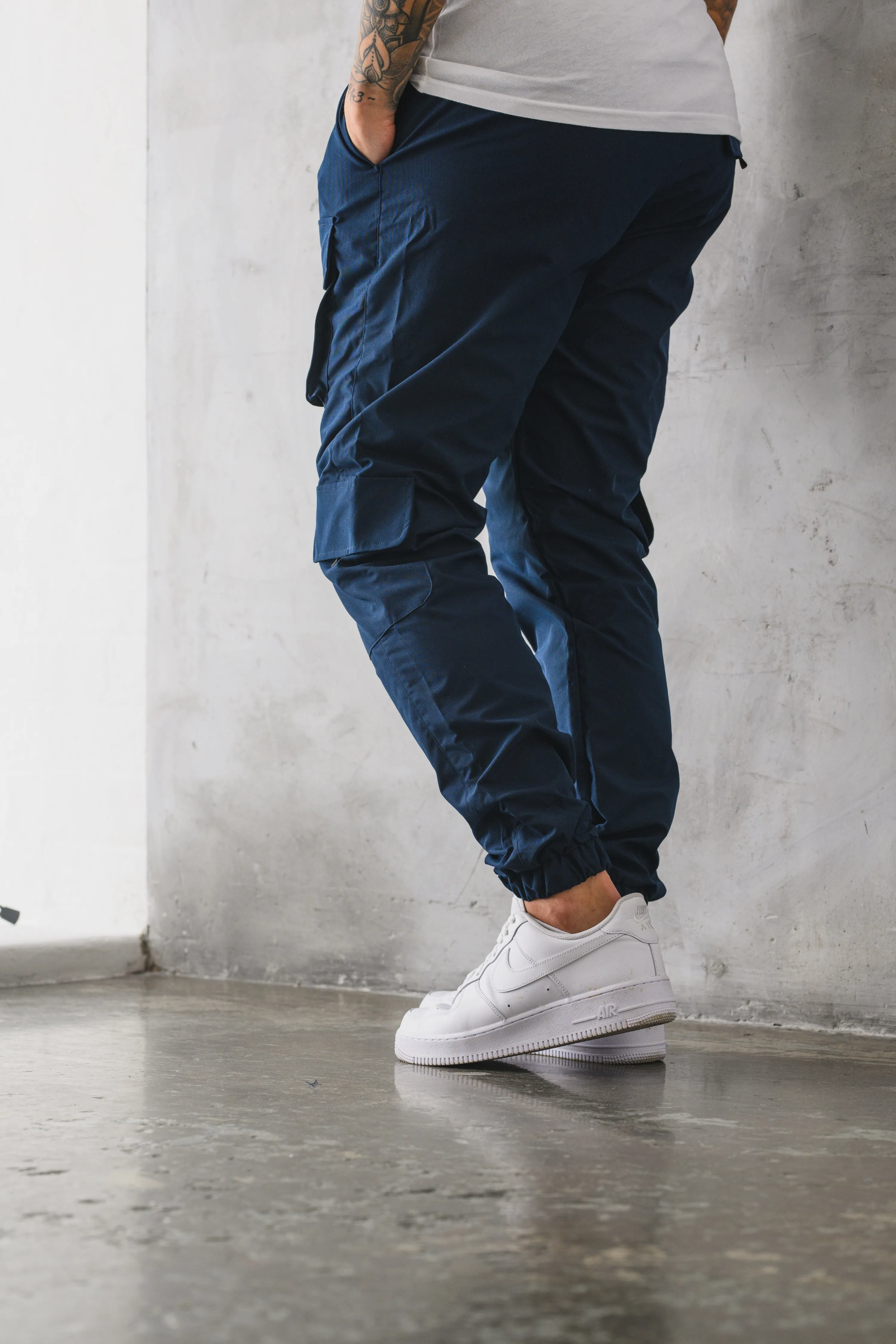 DIVISION V2 CARGO PANTS - NAVY