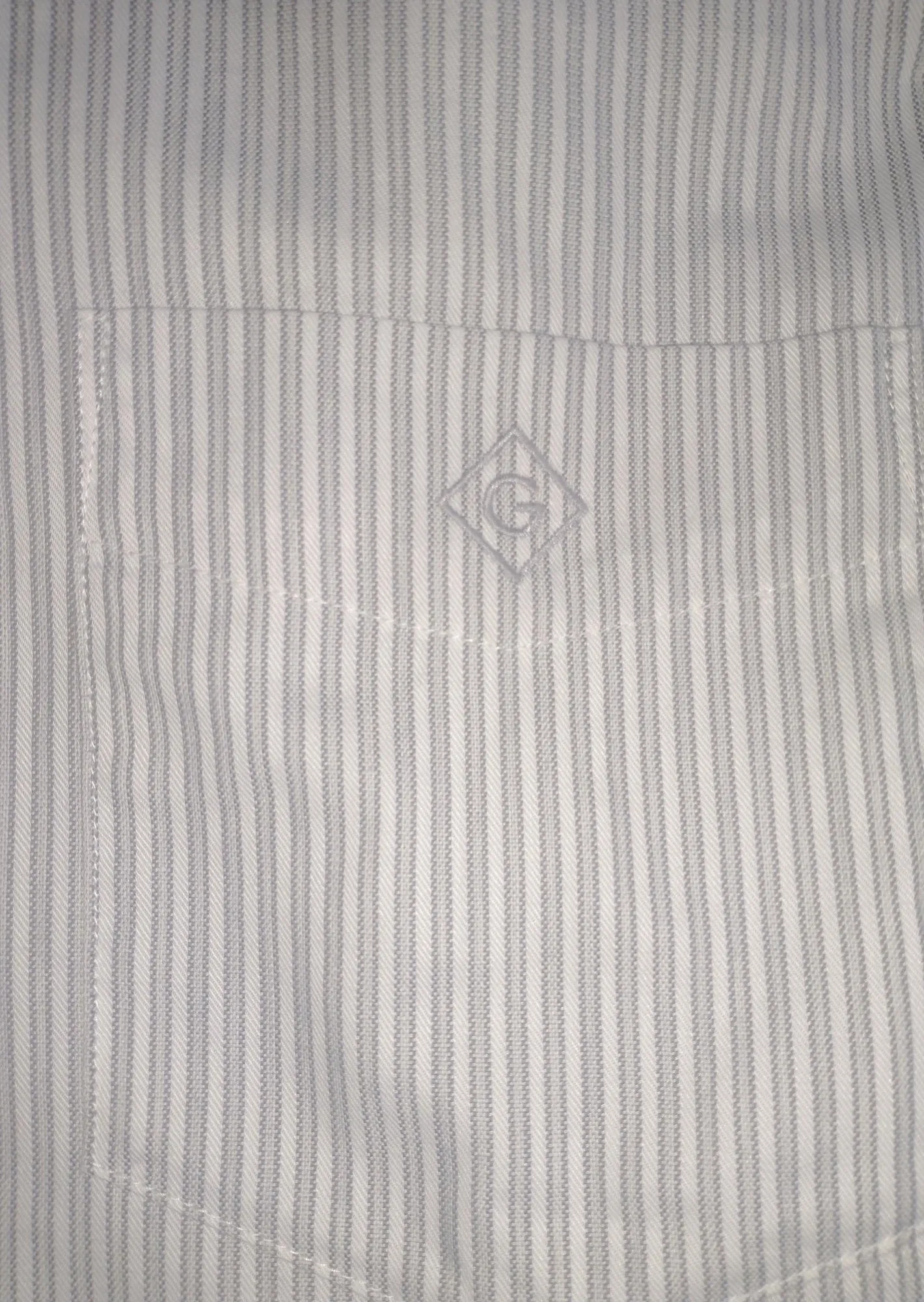 GANT DIAMOND G Men's Royal Oxford Stripe Fitted BD 303722 Size Medium NWT