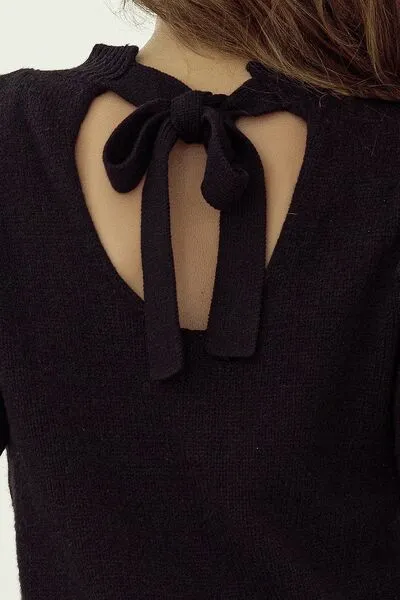 Hazel Blues® |  Tie Back Half Sleeve Sweater