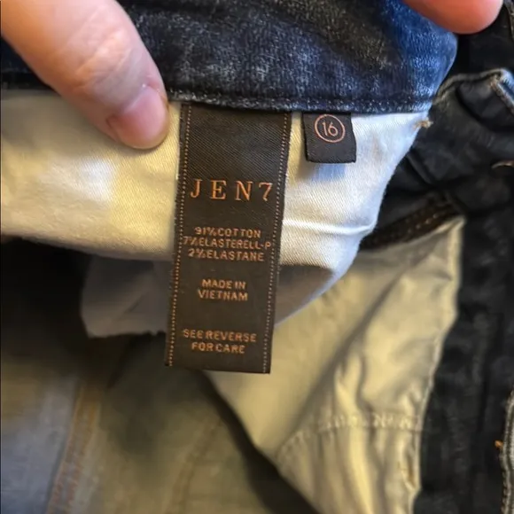 Jen 7 - 7 for all mankind Bermuda shorts