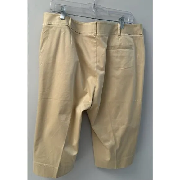 LAFAYETTE 148 NY Manhattan Bermuda Shorts Khaki Tan Beige Size 12
