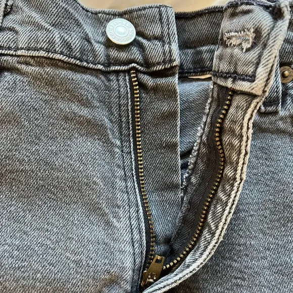 Levi’s high waisted black / gray jean shorts
