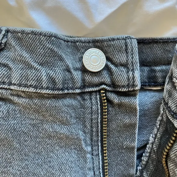 Levi’s high waisted black / gray jean shorts