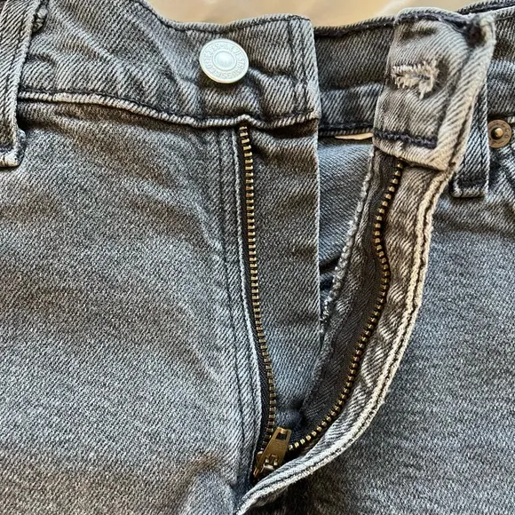 Levi’s high waisted black / gray jean shorts