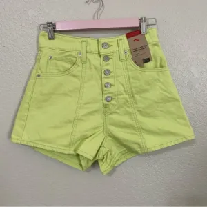Levi’s High Waisted Mom Shorts Lime Green