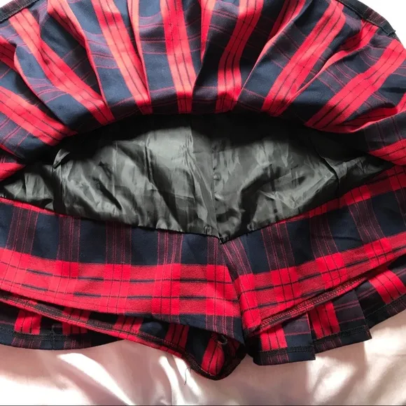 lf seek the label ⋆ plaid skort
