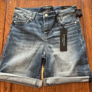Liverpool Girlfriend blue denim jean shorts 6/28 Bermuda NWT rolled hem