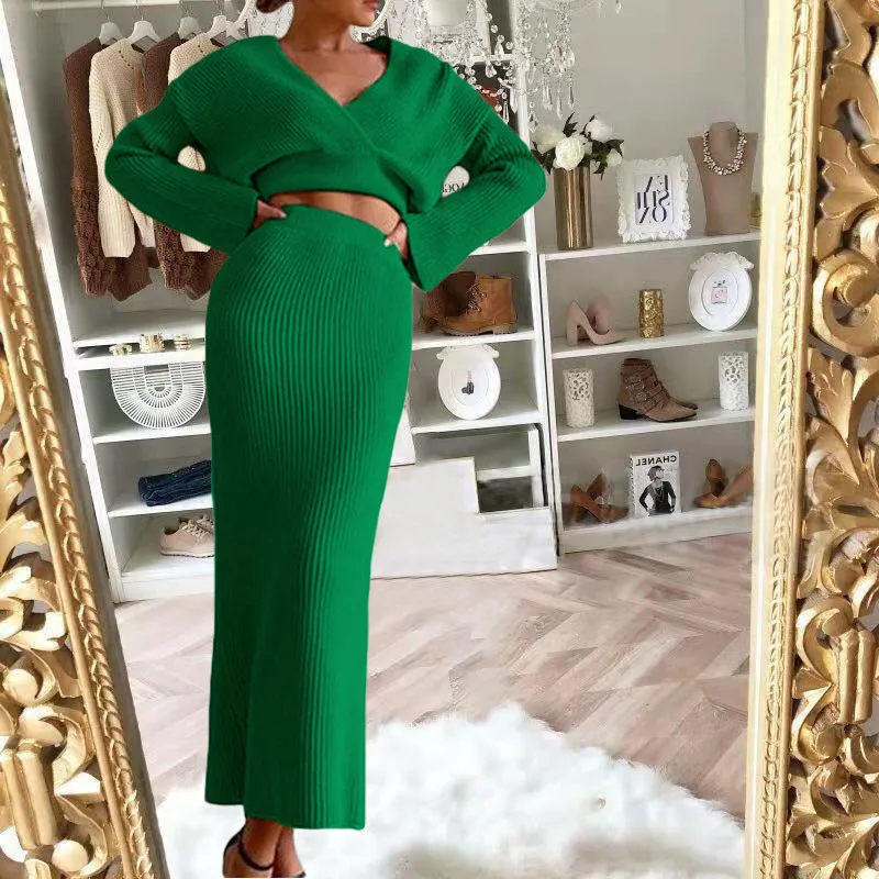 Long sleeved V-neck Sweater Skirt Set