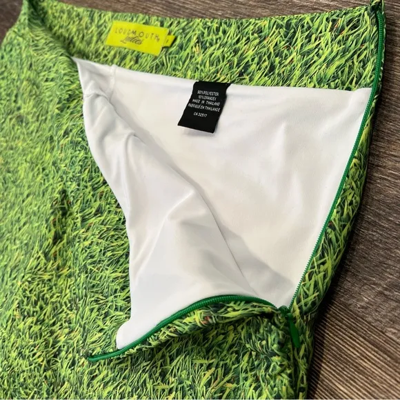 Loudmouth Ladies Size 8 Golf Skort
