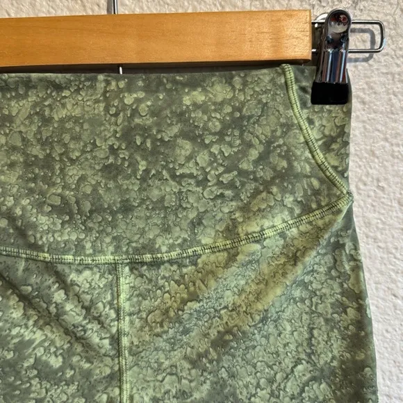 Lululemon Base Pace High Rise Short 8&quot;City Grit Green Multi Women’s Size 2