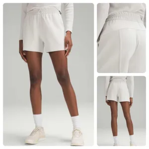 Lululemon Softstreme High-Rise Short 4&quot;Bone size 2