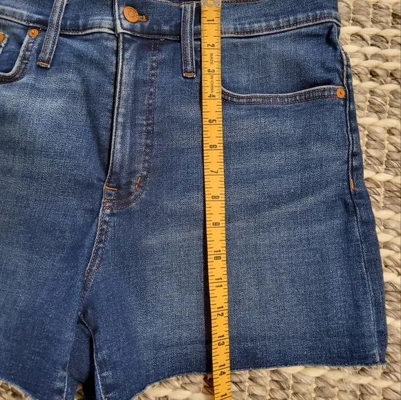 Madewell High Rise Denim Shorts Size 31
