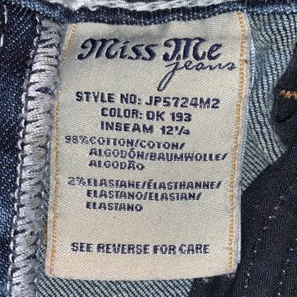 MISS ME BRAND NEW SIZE 27 GORGEOUS BERMUDA SHORTS