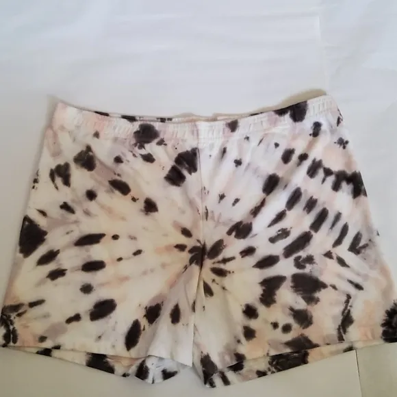 Monrow Tie Dye Pull On Shorts Size L New