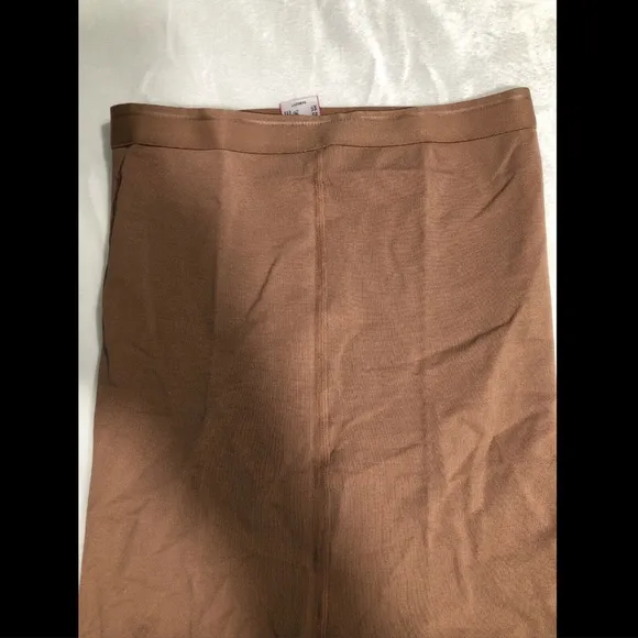 NEW $88 Item M6 High Waisted Shorty‎ Shaping Shorts