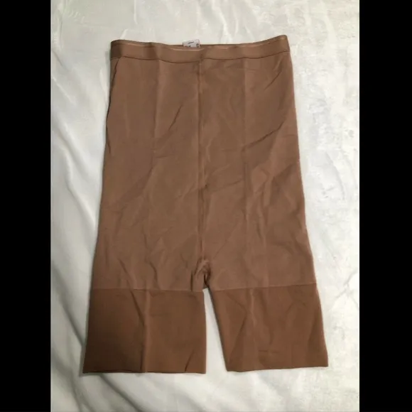 NEW $88 Item M6 High Waisted Shorty‎ Shaping Shorts
