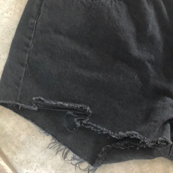 NEW Levi’s 501 Black Jean Shorts Size 30 Distressed Frayed Hem High Rise Cotton