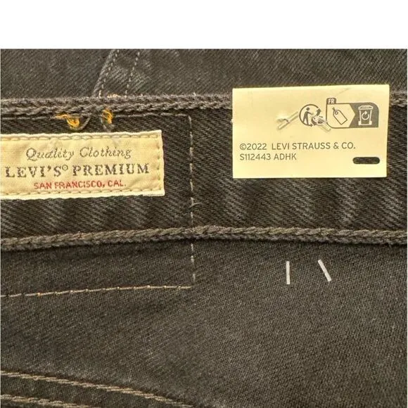 NWT LEVI'S 501 Distressed 5 Pocket High Rise Black Shorts Size 31