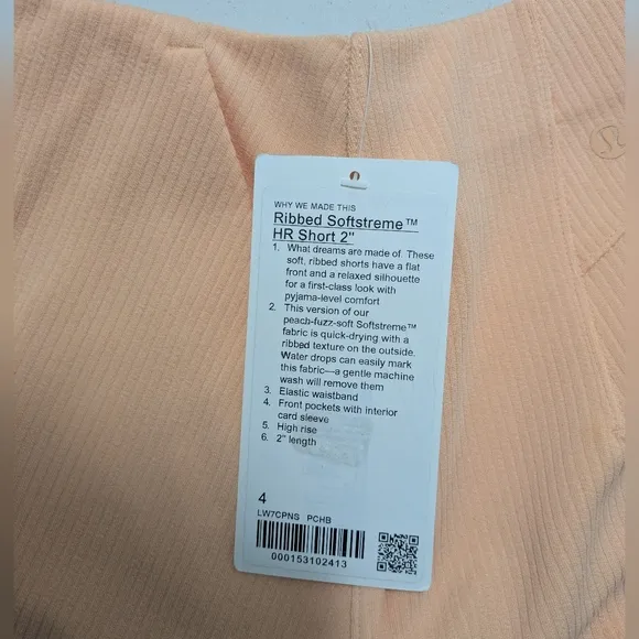 NWT Lululemon Ribbed Softstreme High-Rise Short 2&quot;