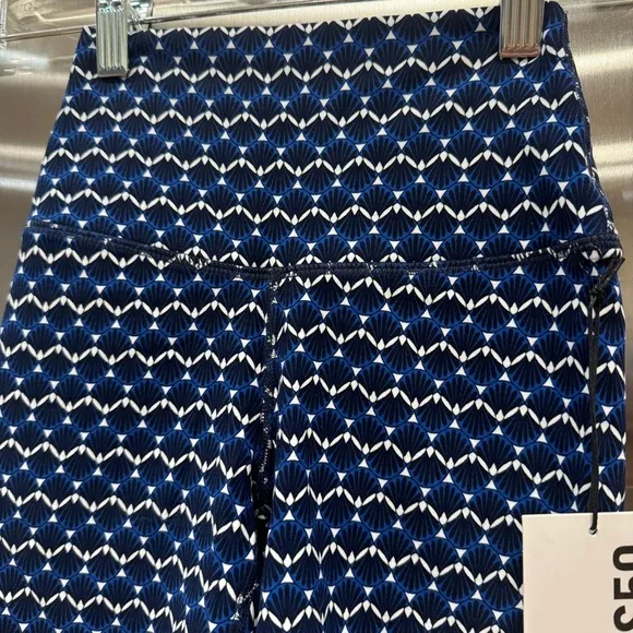 NWT Splits59 Airweight High Waisted Athletic Shorts Spandex Stretch Blue Shell​