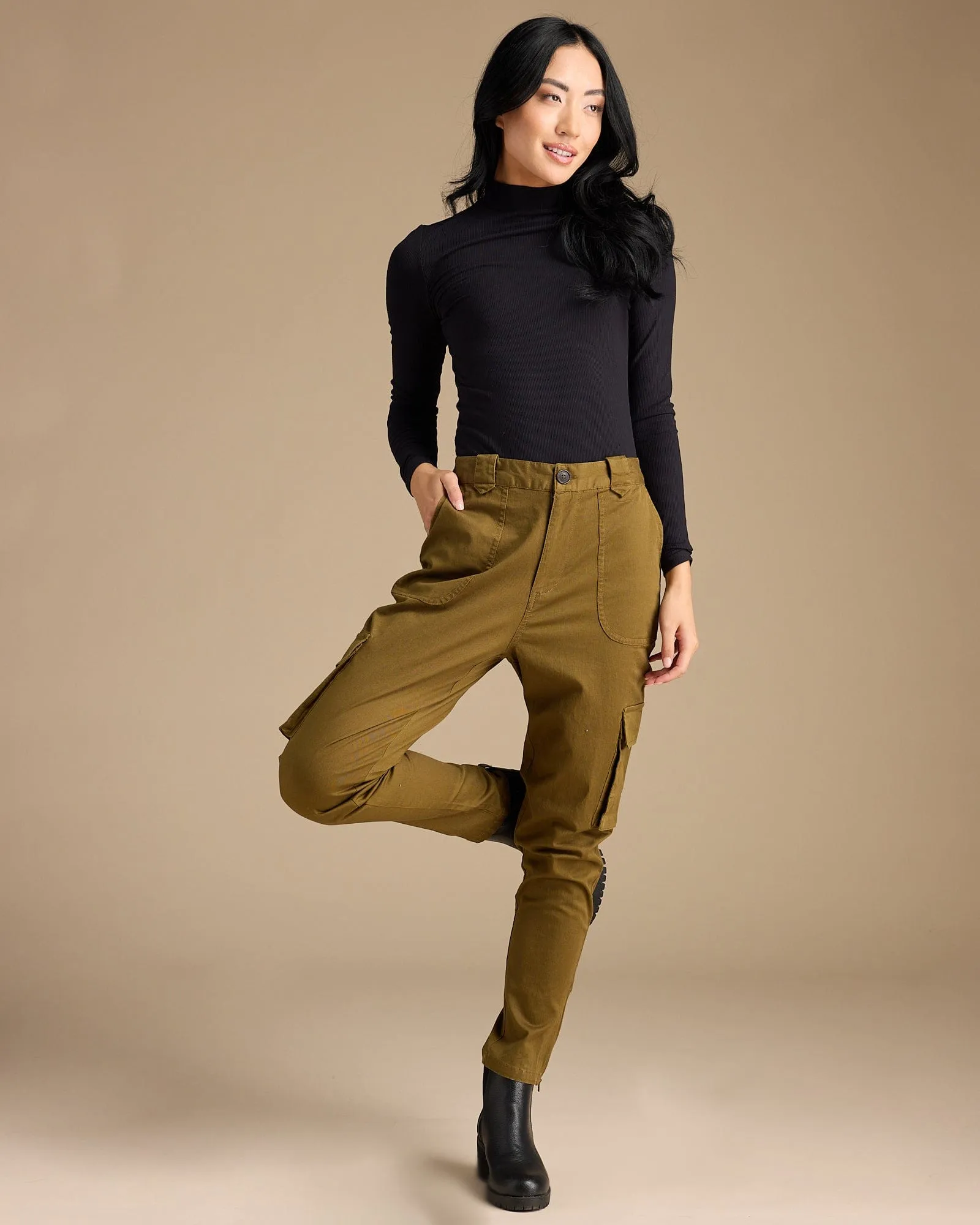 Oxford Cargo Pants