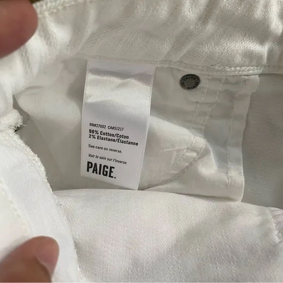 PAIGE Jax Bermuda white Shorts Rolled Cuff or Raw Hem Size 28