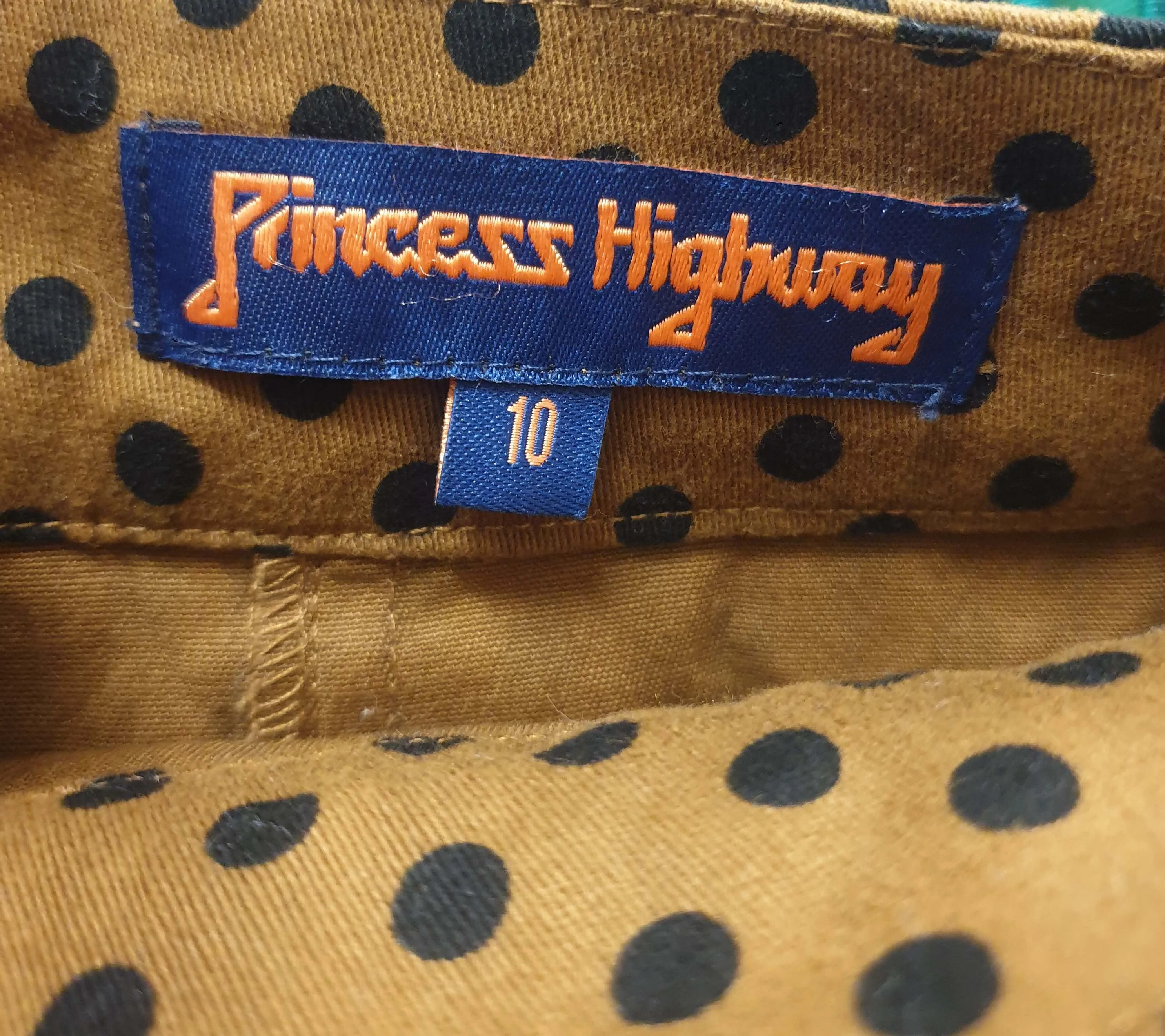 Princess Highway mustard polka dot mini skirt size 10 (best fits 8)