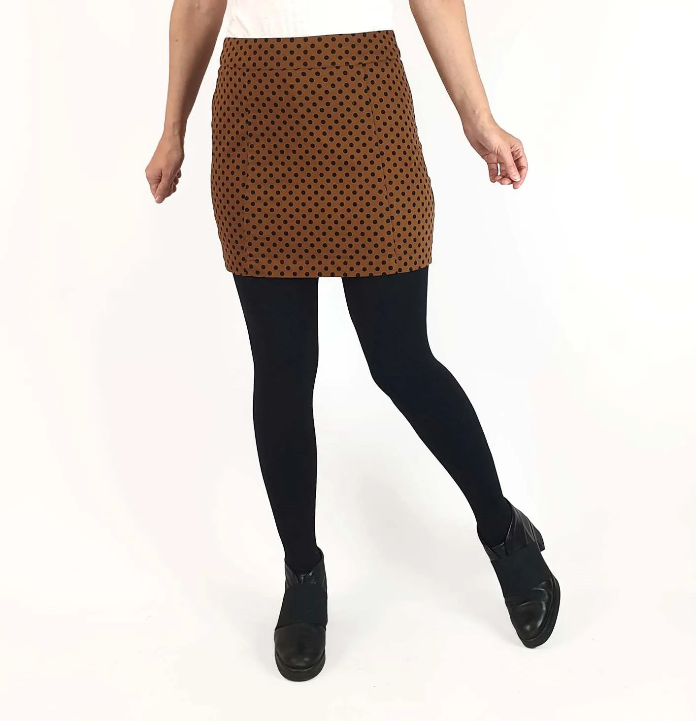 Princess Highway mustard polka dot mini skirt size 10 (best fits 8)