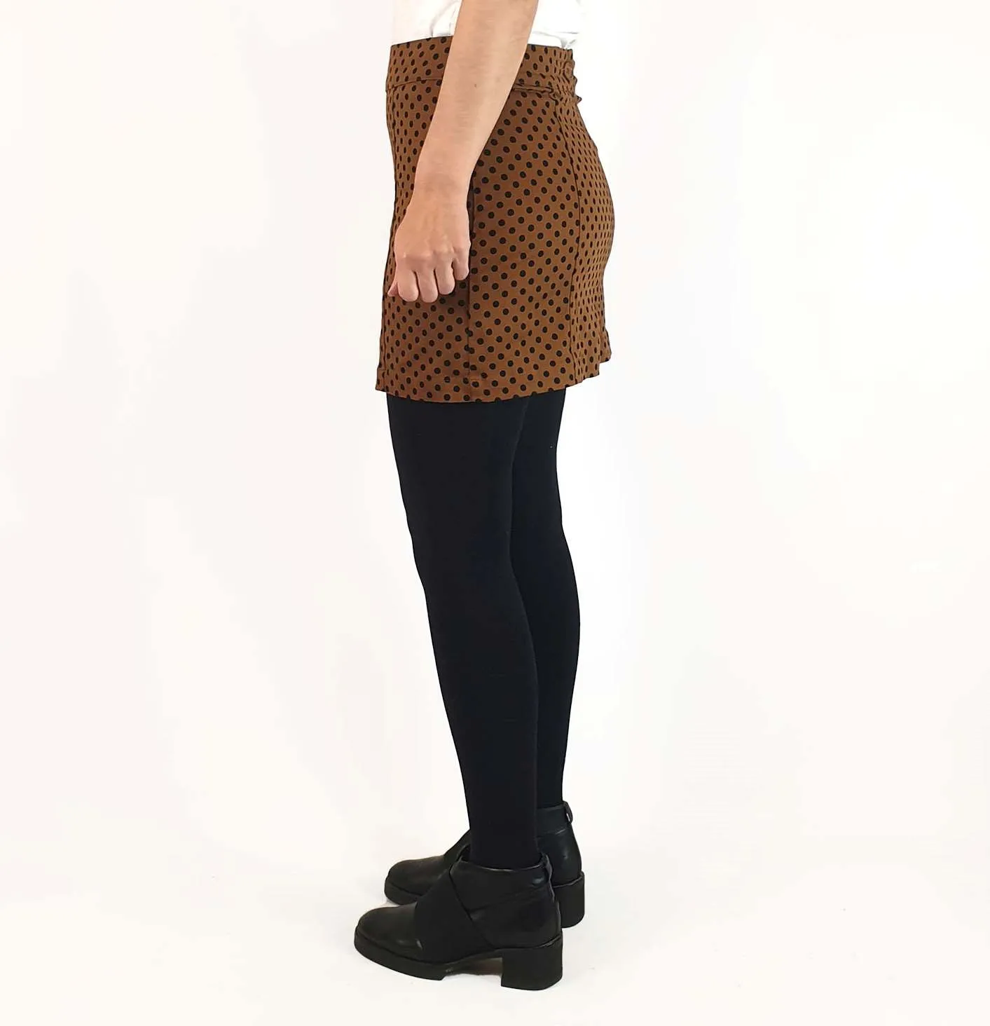 Princess Highway mustard polka dot mini skirt size 10 (best fits 8)