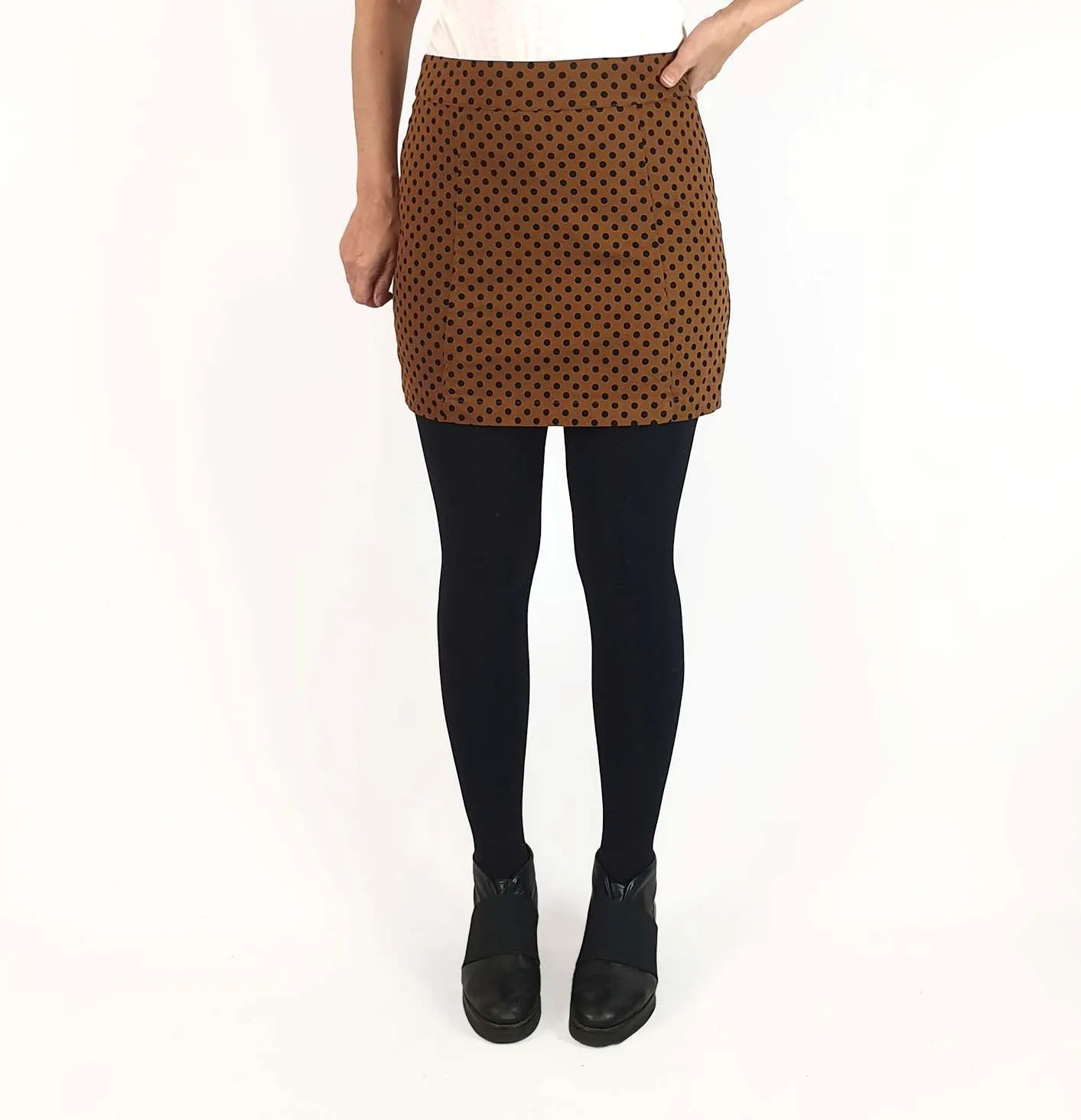 Princess Highway mustard polka dot mini skirt size 10 (best fits 8)