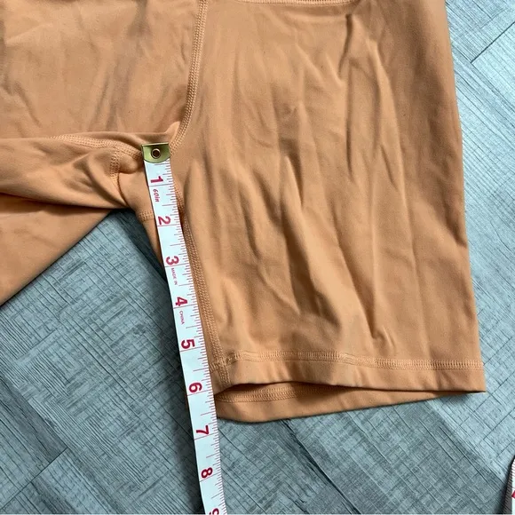 SET ACTIVE SPORTBODY™ BIKE SHORTS - LIGHT ORANGE