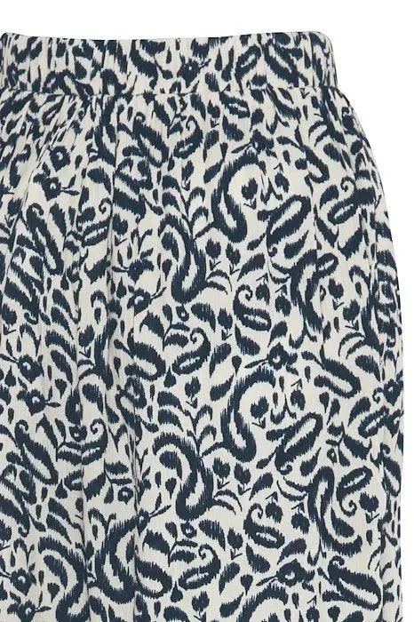 Shorts ICHI Marrakech Aop Total Eclipse Paisley
