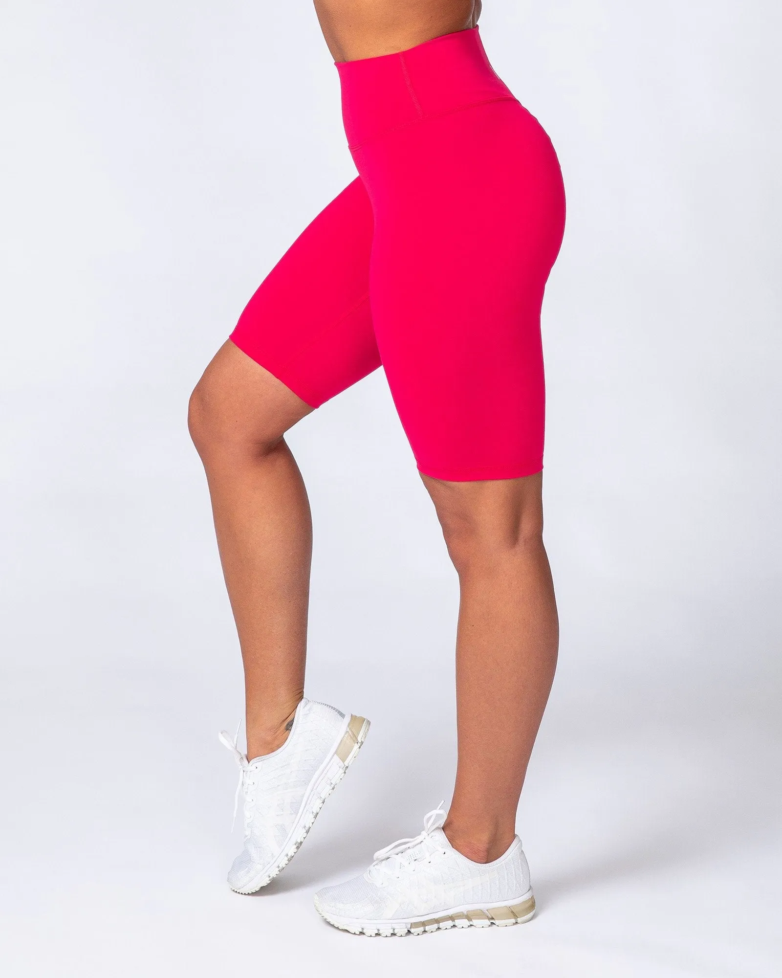 Signature Referee Length High Waist Scrunch - Hot Pink
