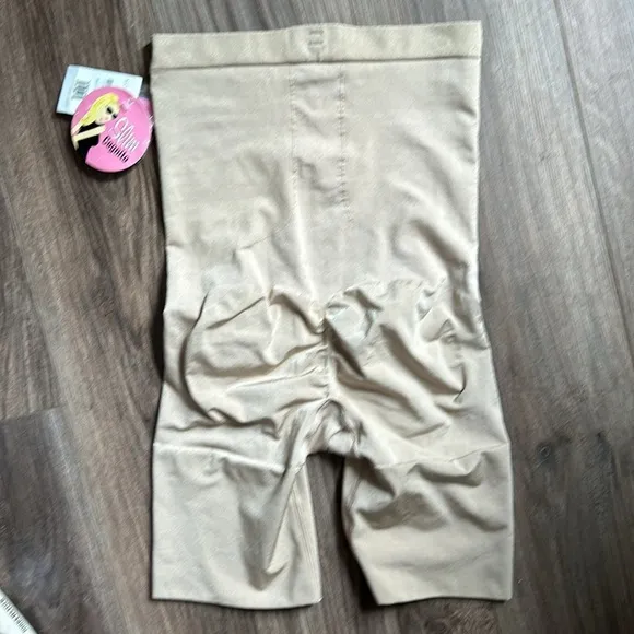 Spanx by Sara Blakely High Waisted Shaper slim cognition tan shorts XL N…