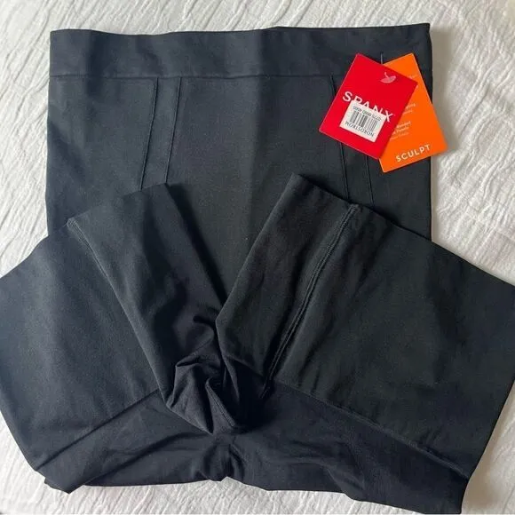SPANX OnCore High-Waisted Mid Thigh Short Sculpt Shaper black NWT medium